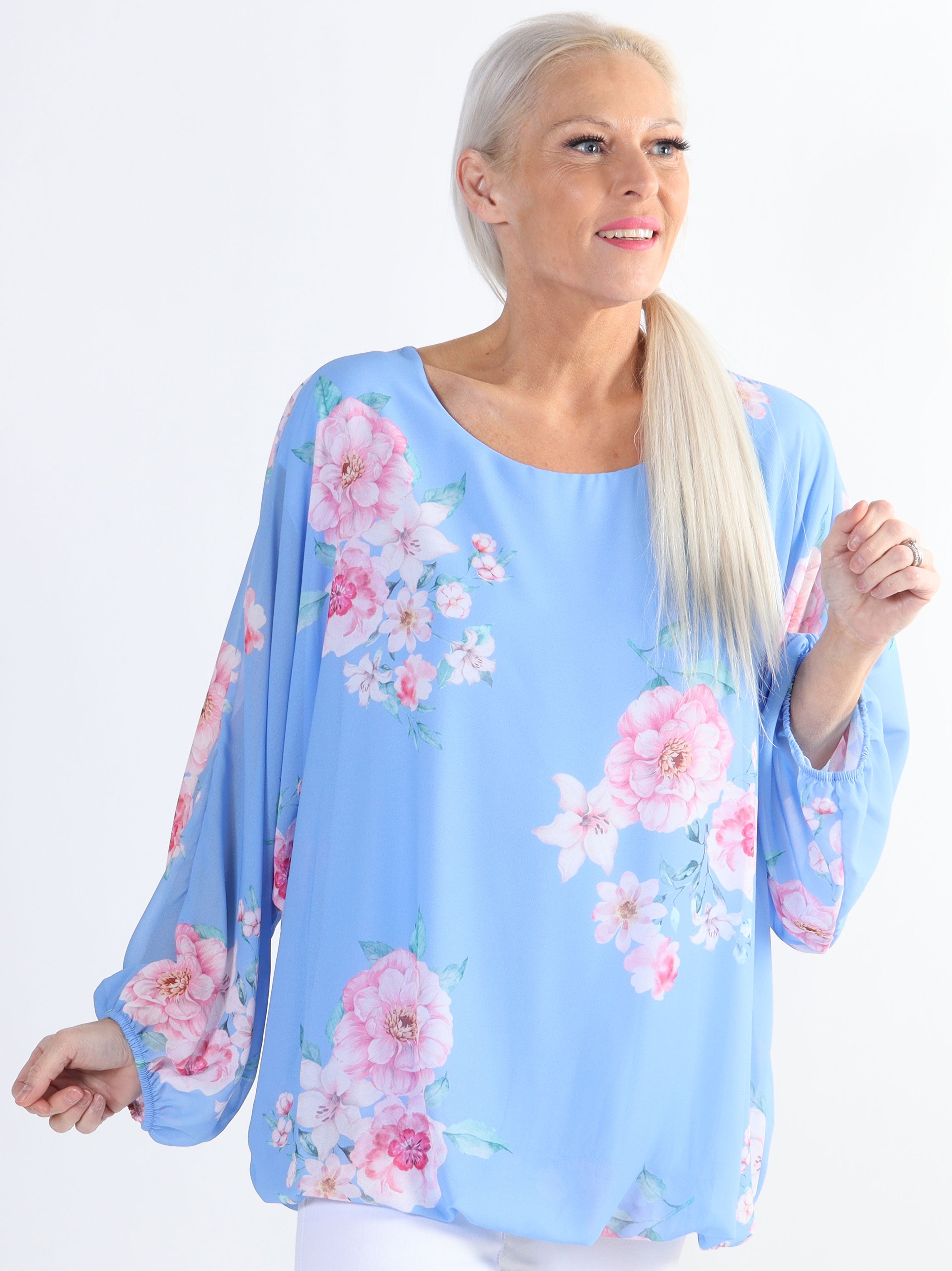 Destiny Rose - Plus size bluse i chiffon med bonderoser